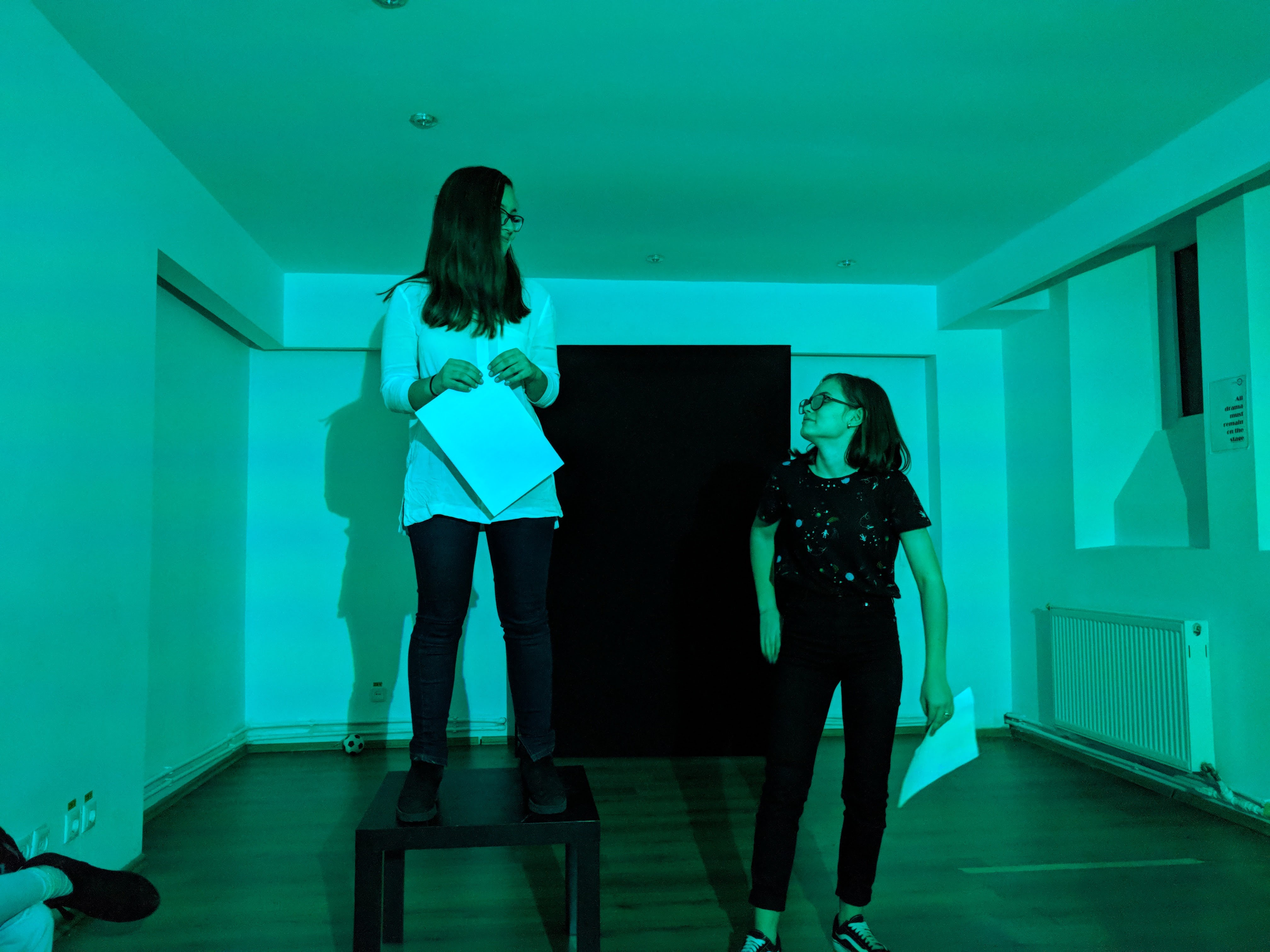 Sesiunea de Primăvară începe din 19 martie. Cursuri de teatru pentru copii şi multă engleză conversaţională